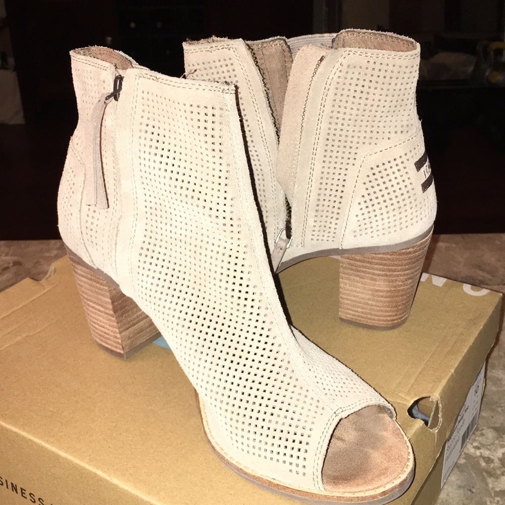 TOMS Majorca Peep Toe Suede Bootie